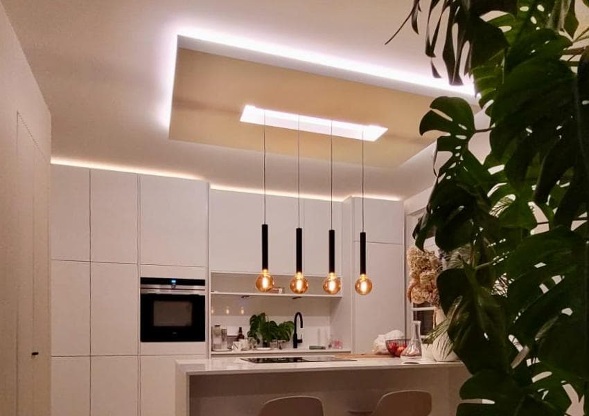 Recessed and Dropped Ceilings with Integrated Lighting